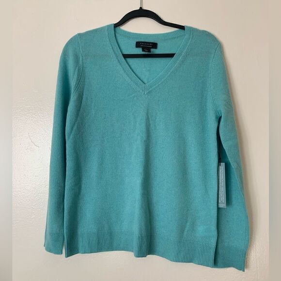 Tahari 100%2-ply cashmere soft sweater Size M - Picture 1 of 6
